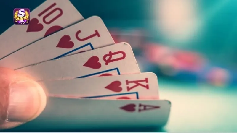 nhung-rui-ro-khi-choi-mau-binh-online